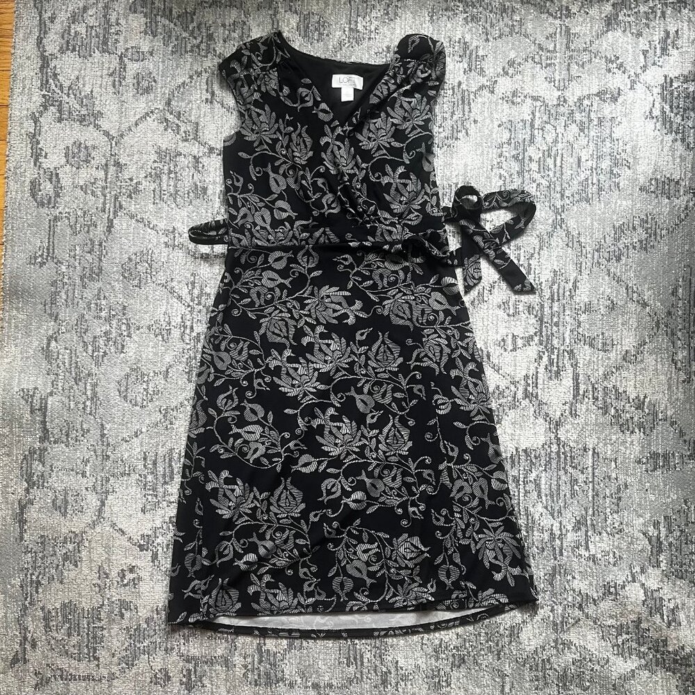 Black and Off-White Loft Wrap Dress - Size 2P